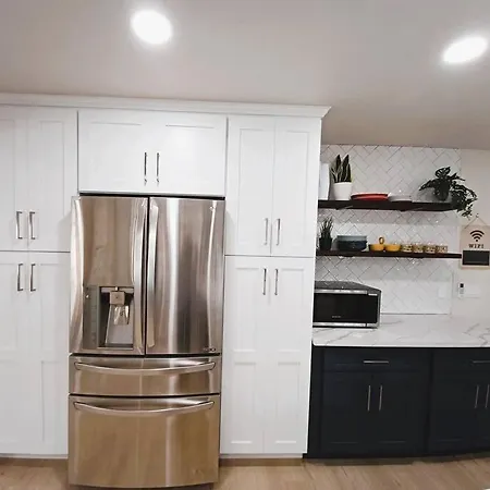 Stunning Remodeled House Near Beach And Disneyland * Garden Grove
