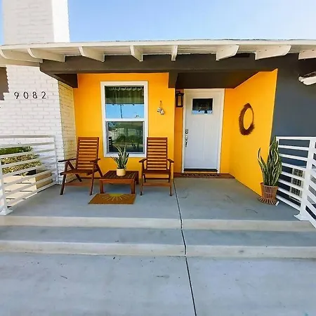 Stunning Remodeled House Near Beach And Disneyland Holiday home