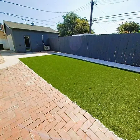 Holiday home Stunning Remodeled House Near Beach And Disneyland