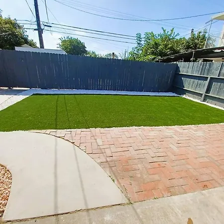 Holiday home Stunning Remodeled House Near Beach And Disneyland Garden Grove