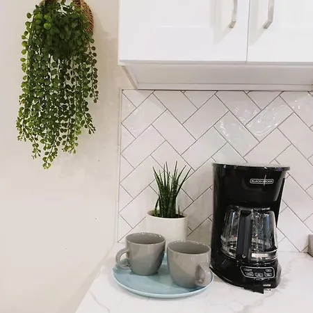 Stunning Remodeled House Near Beach And Disneyland