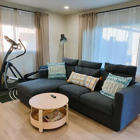 Stunning Remodeled House Near Beach And Disneyland Holiday home